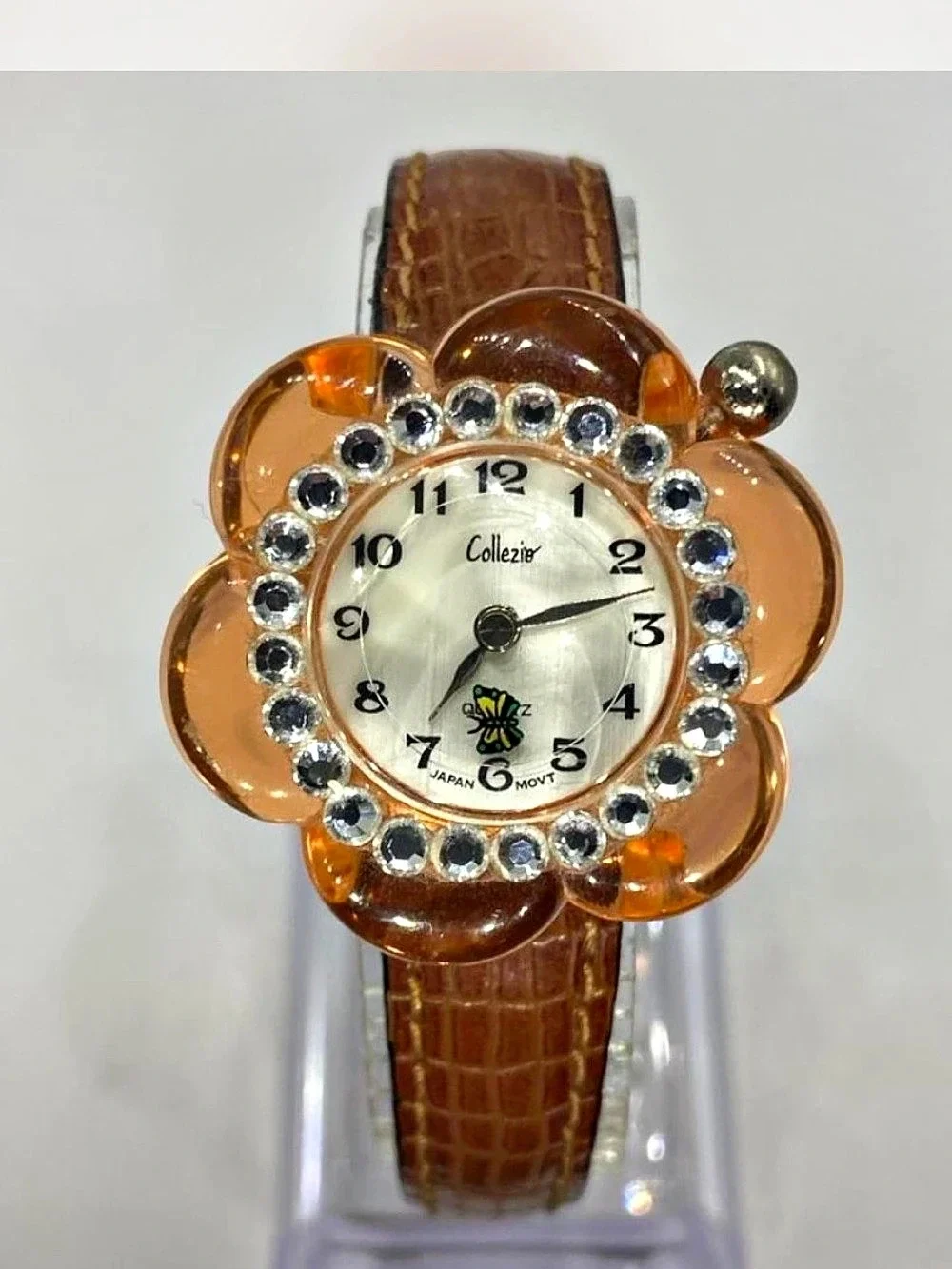 *** Collezio ^^^ Iced Flower Crystal Bezel Watch *** Rotating 🦋 Butterfly ^^^